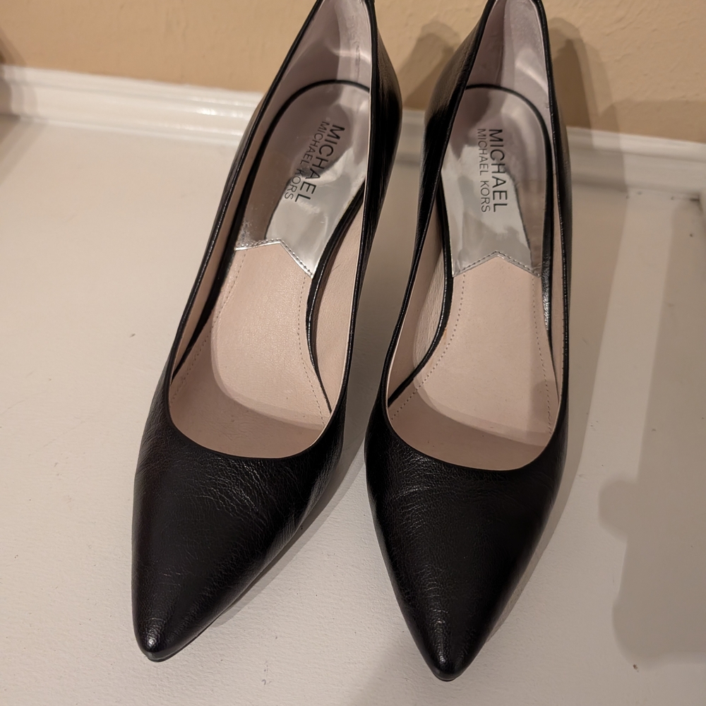 Michael Kors Black Leather Women's Pumps